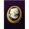 Image 1 : Limoges Porcelain Cameo Pin