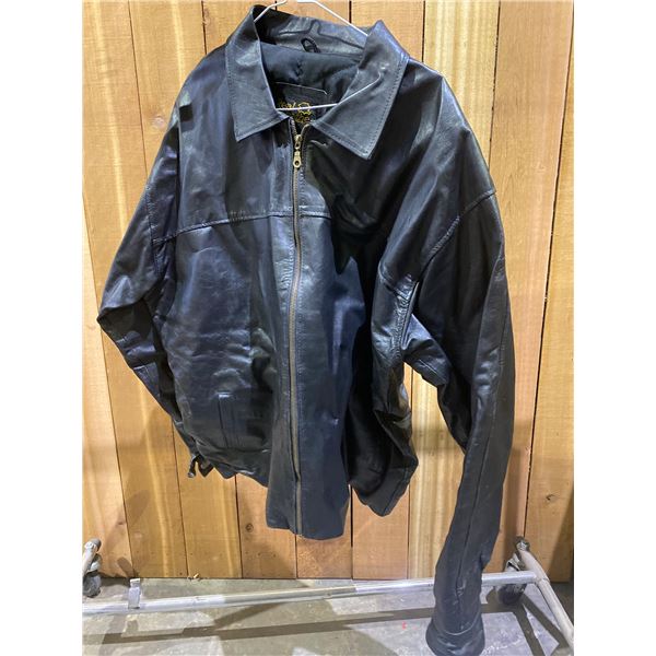 REAL LEATHER LEATHER JACKET UNKNOWN SIZE