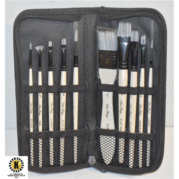 10 PCS PAINT BRUSH SET WITH CARRYING CASE - NEW