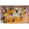 Image 1 : BOX OF VARIOPUS MINIATURE PERFUMES