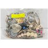 Image 1 : LARGE BAG OF VINTAGE MIX ESTATE JEWELRY-ESTATE