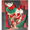 Image 1 : FLAT OF ELF, CHRISTMAS PILLOWS, BEAR AND SANTA