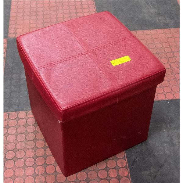 RED OTTOMAN WITH REMOVABLE LID FOR INNER STORAGE