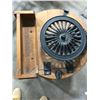 Image 2 : Antique wood barrel washing machine