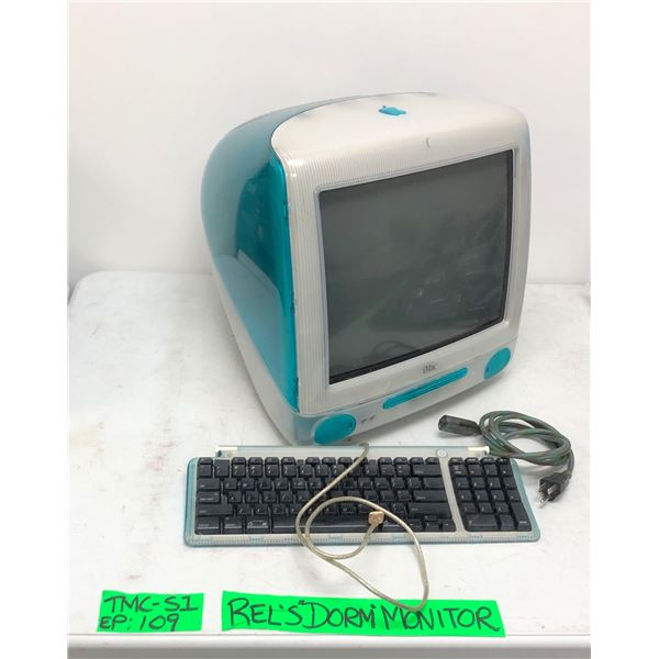 TMC - S1 Ep109 - Apple iMac G3 w/ apple keyboard