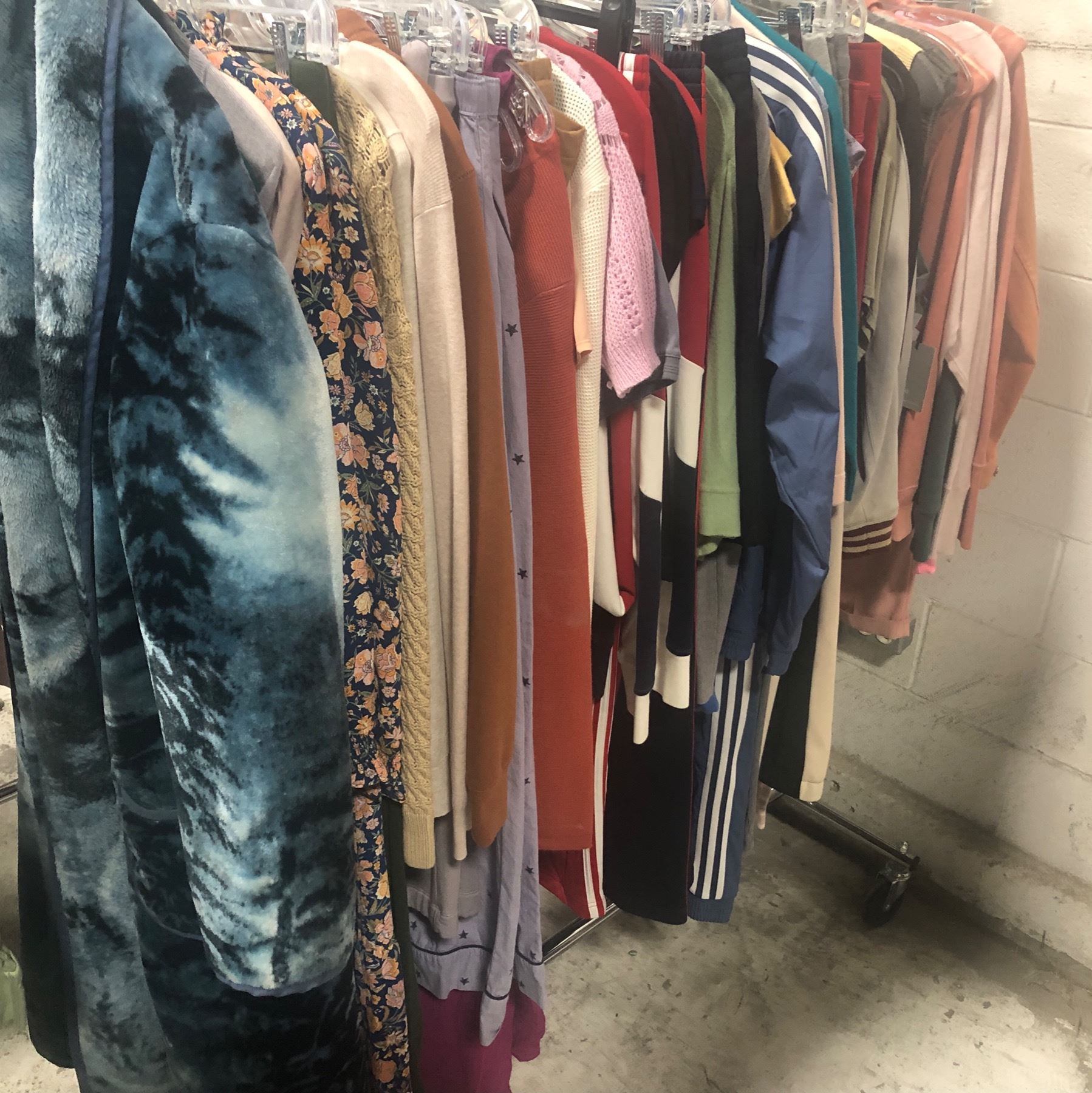 Rack lot of assorted Hero outfits - includes 