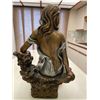 Image 3 : Austin Sculpture Lady, Signed