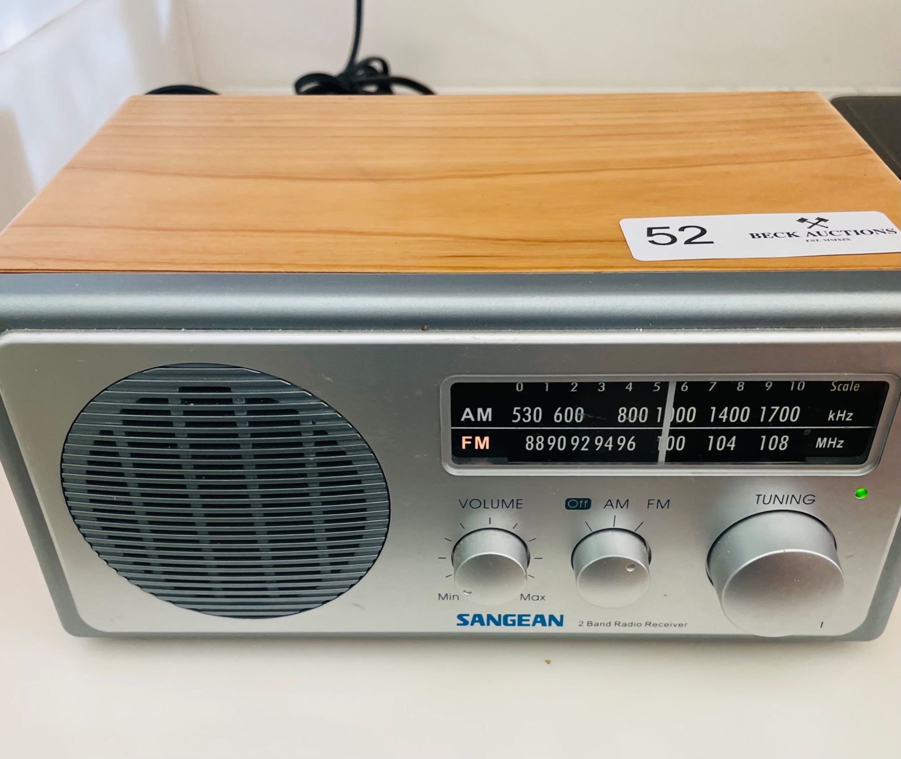 Sangean Vintage AM FM Radio - Beck Auctions Inc.