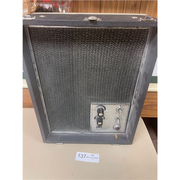 Vintage Amplifier Cover MIssing Not Tested