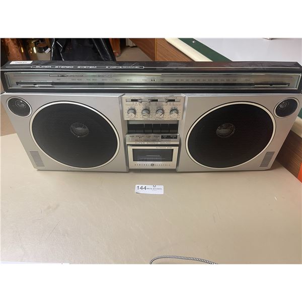 General Electric Boom Box 3-6000A Cassette Deck Tested