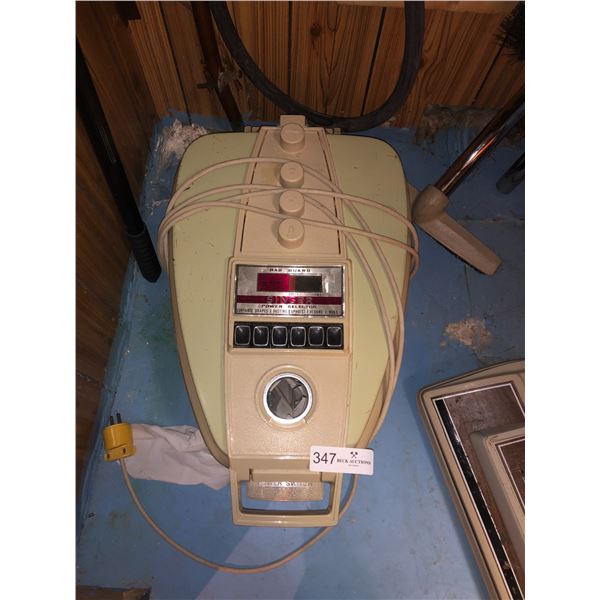 Singer Power Select Vacumme & Attachments