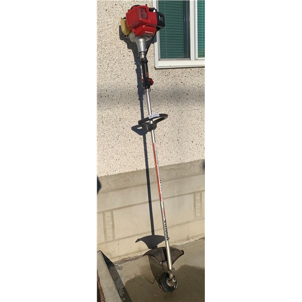 Honda Gas-Powered Edge Trimmer (Model No. UMK422)