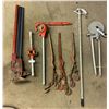 Image 1 : Assorted Heavy Duty Tools - Jack, Pipe Threader, Pipe Bender, and More!
