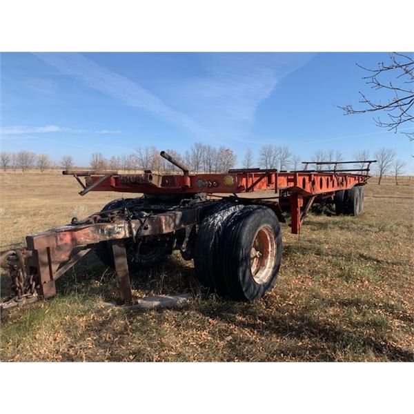 Flat deck bale trailer 8’ X 35’