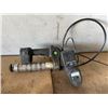 Image 1 : John Deere Power Greaser, battery operated. (2 batteries and charger)