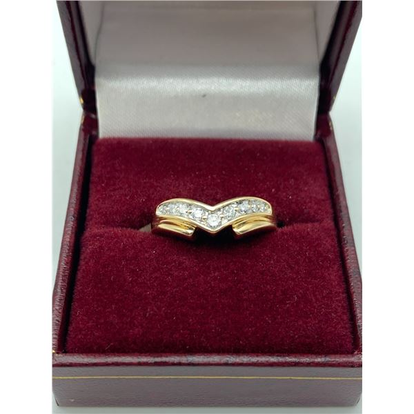 14Kt 4 grams 25pt SI quality ladies ring - Suggested retail $1000-1500 (RING BOX NOT INCLUDED)