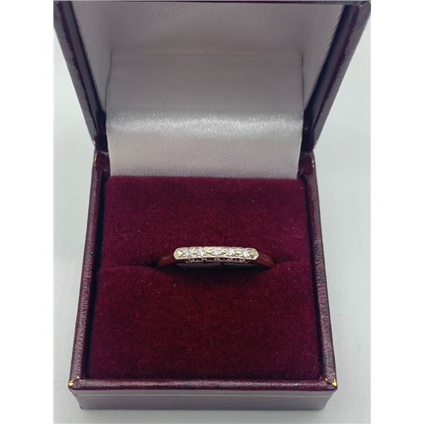 14Kt 2 grams 7pt SI/I ladies ring - Suggested retail $800-1000 (RING BOX NOT INCLUDED)