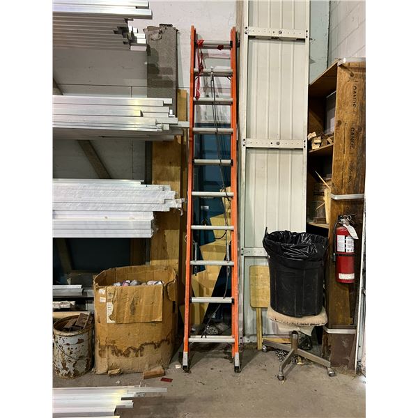 20' FIBERGLASS EXTENSION LADDER MODEL FD3220
