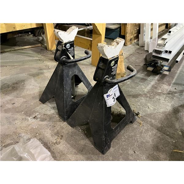 2 OMEGA 6-TON JACK STANDS