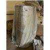 Image 1 : 4' W ROLL OF DUCT INSULATION