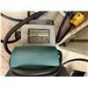 Image 2 : MAKITA BELT SANDER MODEL 9924DB & 2 MAKITA PLANERS MODEL 1902 INCLUDES 20 X 40GRIT BELTS