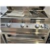 Image 3 : NEW FIRE MAGIC REGAL II BUILT-IN TYPE BBQ (32"W) GAS OR PROPANE, ROTISSERIE, (STORE DISPLAY MODEL)