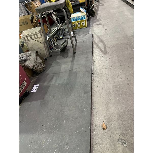 4 X 6' X 2' ANTI-FATIGUE MATS