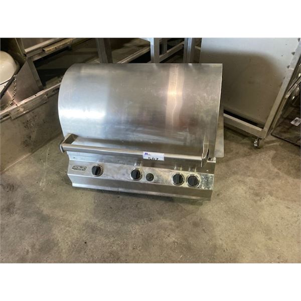 FIRE MAGIC REGAL BBQ - BUILT-IN PROPANE - 32" WIDE 20" DEEP - USED - OVER $6,000 NEW