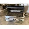 Image 3 : FIRE MAGIC REGAL BBQ - BUILT-IN PROPANE - 32" WIDE 20" DEEP - USED - OVER $6,000 NEW