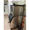 Image 2 : SCOTSMAN PRODIGE COMMERCIAL STAINLESS STEEL ICE MAKER WITH HOPPER AND CATCH BIN