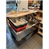 Image 2 : COMMERCIAL STAINLESS STEEL SINGLE WELL DISHWASH SINK AND 5 DISH COLLECTION TRAYS