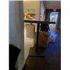 Image 2 : HIGH TOP TABLE L 48" X W 28" X H 42"