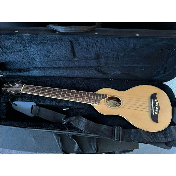 WASHBURN ROVER TRAVEL ACOUSTIC GUITAR - MODEL R010 - SPRUCE TOP MAHOGANY BACK & SIDES - USED WITH