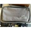 Image 2 : ROY BENSON CB-317 CLARINET IN CASE (CASE HAS BROKEN ZIPPER) - USED