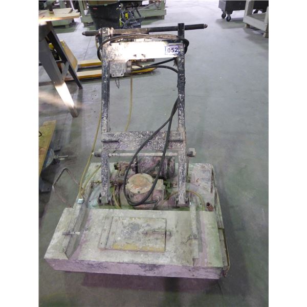 Terrazzo Vibrocom, 33" (works)