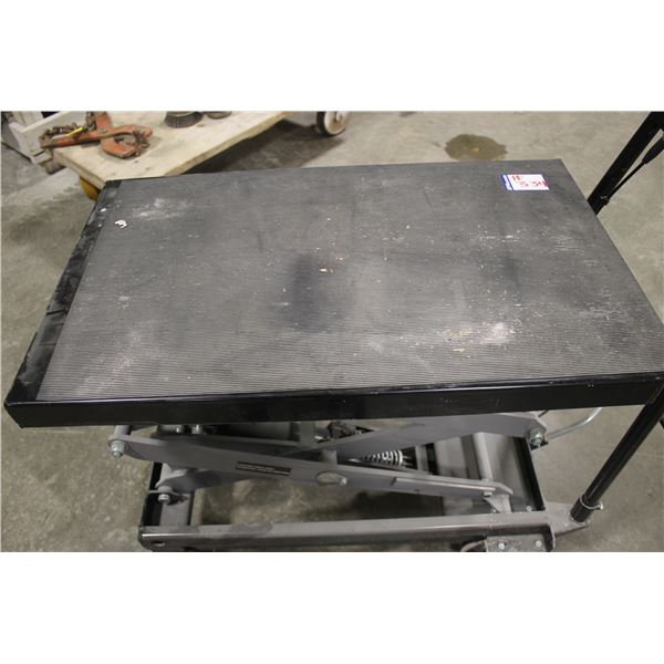 Approx. 19" x 32" Rolling lift cart (Like new)