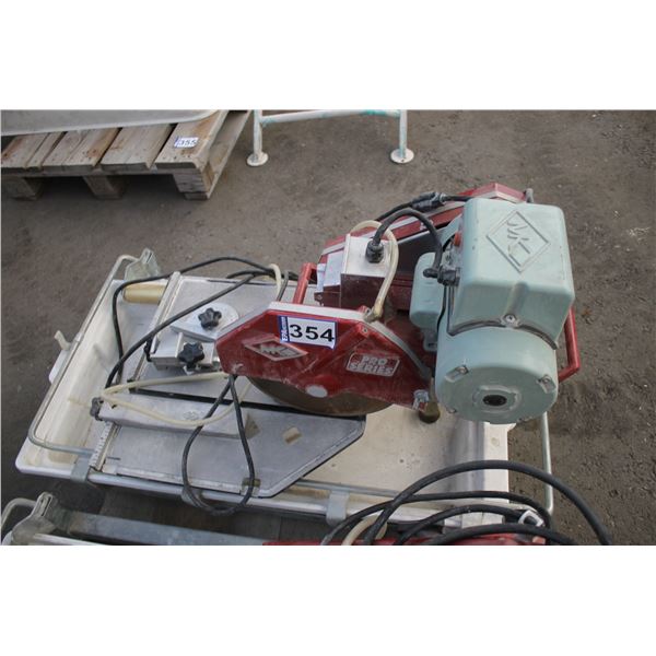 Wet saw and stand (works)