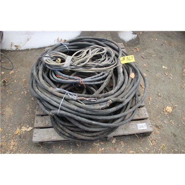 Pallet of ext. cords, 110V and 220-230V