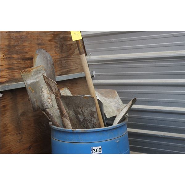 Barrel c/w hand tools