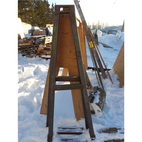 1- metal slab stand and 2- wooden slab stands