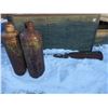 Image 1 : 12" x 91" Steel pipe and 2- 100 lb propane bottles