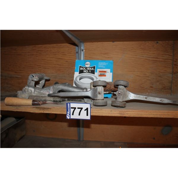 Brick rakes & tools, staples, soap holders