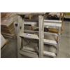 Image 1 : 2- Step ladders