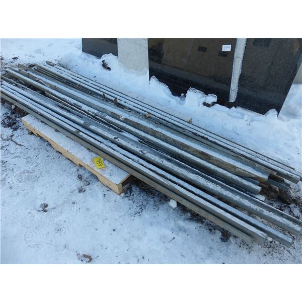 Approx. 12- 10' struts and 3- 10' lengths of 4" x 3 1/2" Z-bent bars