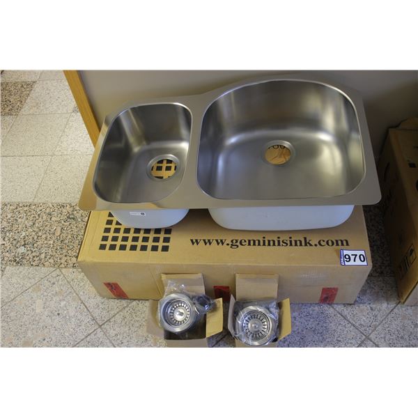 Kitchen double sink, 31 1/2" x 20", bottom mount