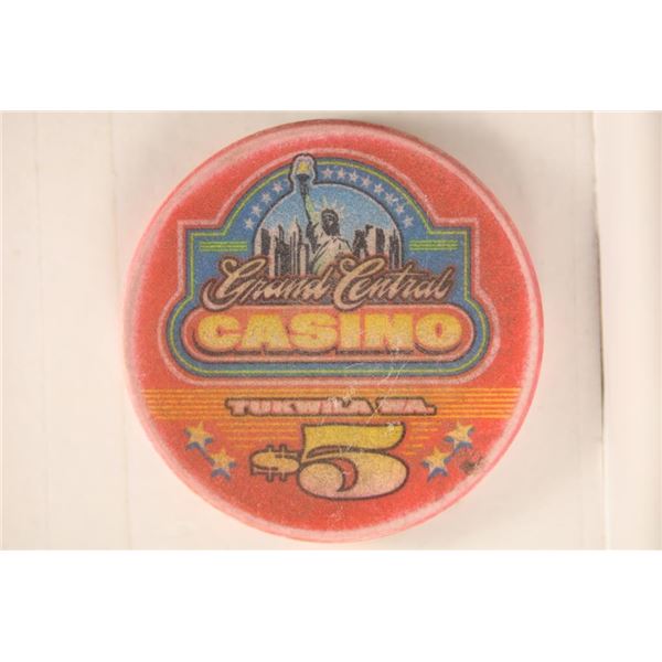 $5 GRAND CENTRAL CASINO CHIP  TUKWALA  WASHINGTON