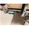 Image 2 : MIDMARK 535 HYDRAULIC STRETCHER