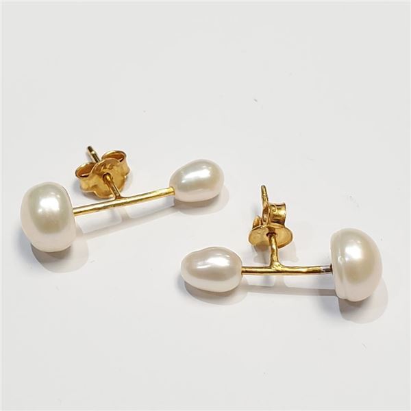 Silver Freshwater Pearl Earrings, Suggested Retail Value $100