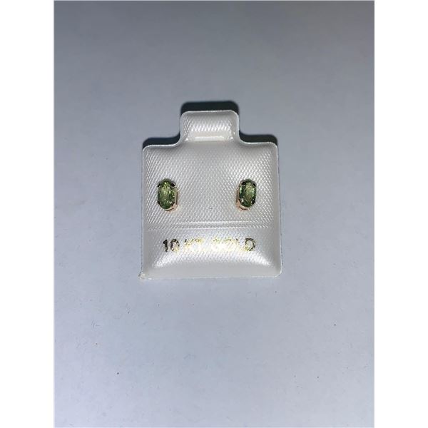 10 K Gold Oval cut earring Set