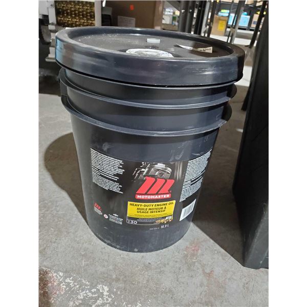 Motomaster Heavy Duty Engine Oil SAE 30 (18.9L)